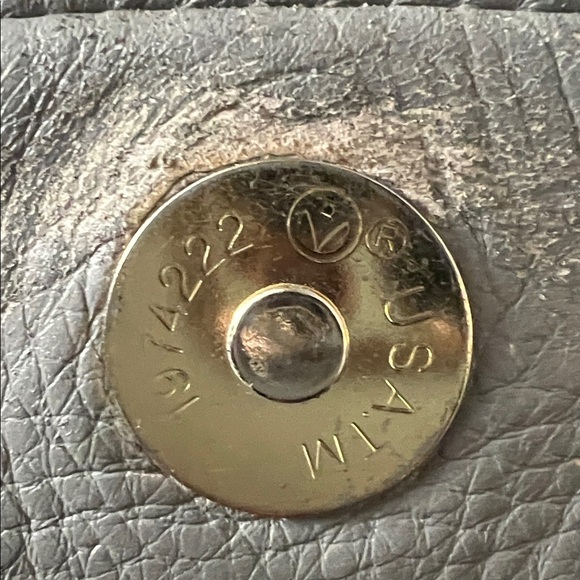 Marc By Marc Jacobs Gray Leather Bag with Gold Accents - Picture 8 of 9